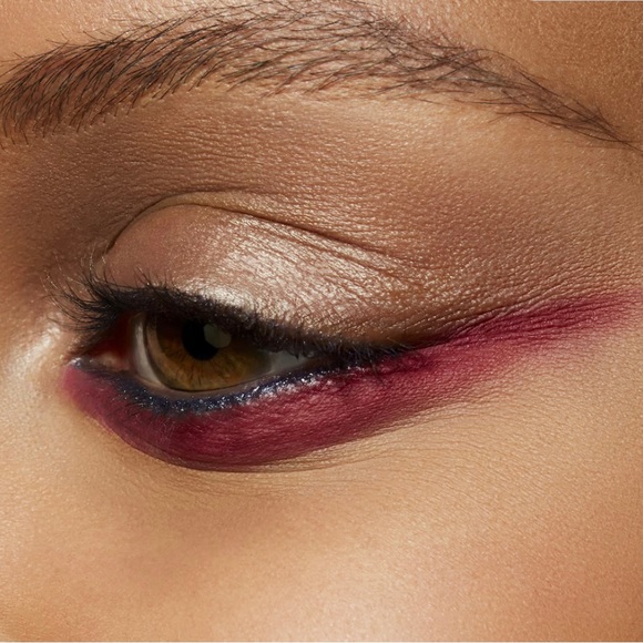 *NIB* MAC Matte Eyeshadow “A Little Tamed” - Picture 6 of 6